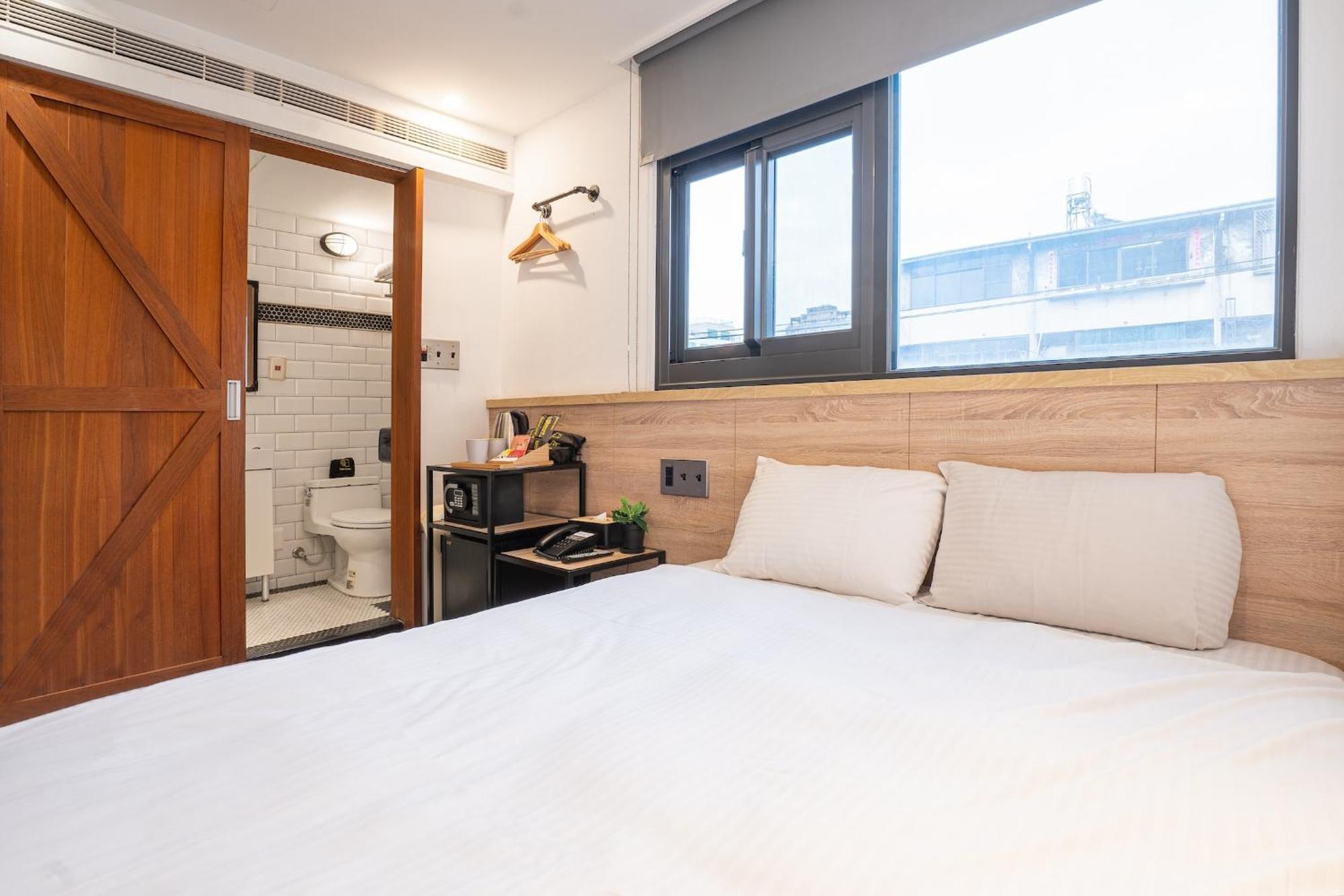 Chase Hotel Taichung Eksteriør billede
