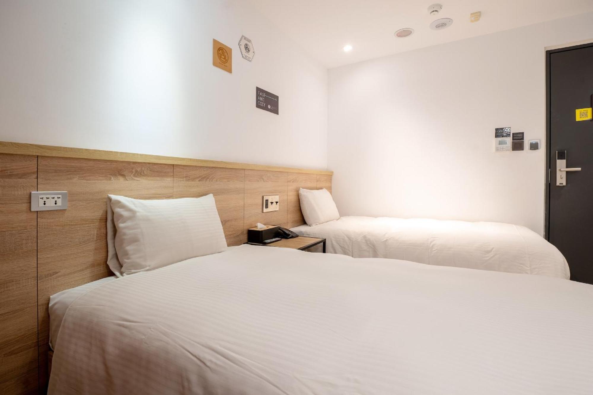 Chase Hotel Taichung Eksteriør billede