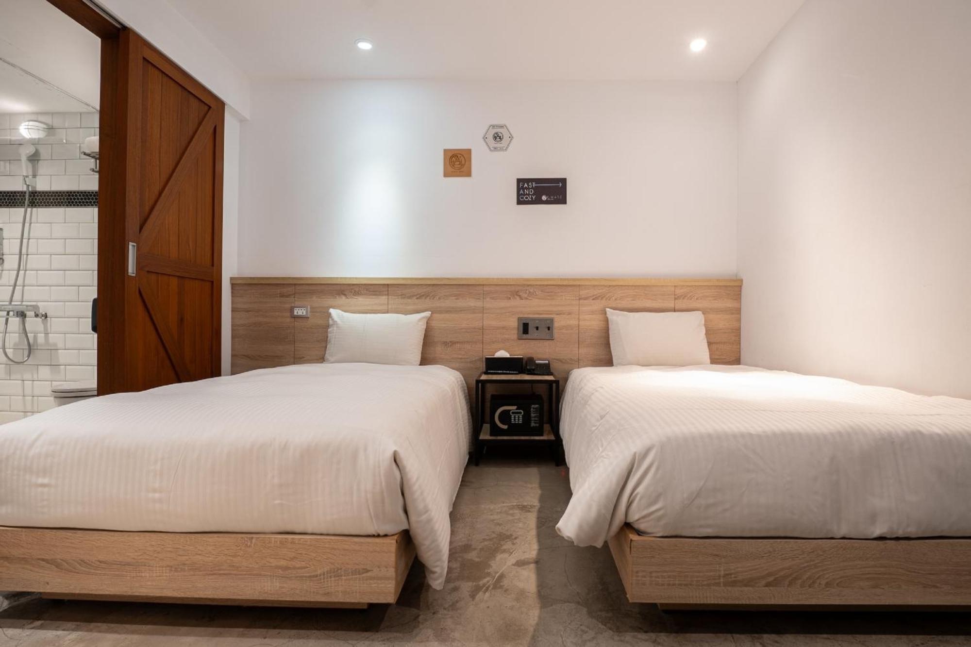 Chase Hotel Taichung Eksteriør billede