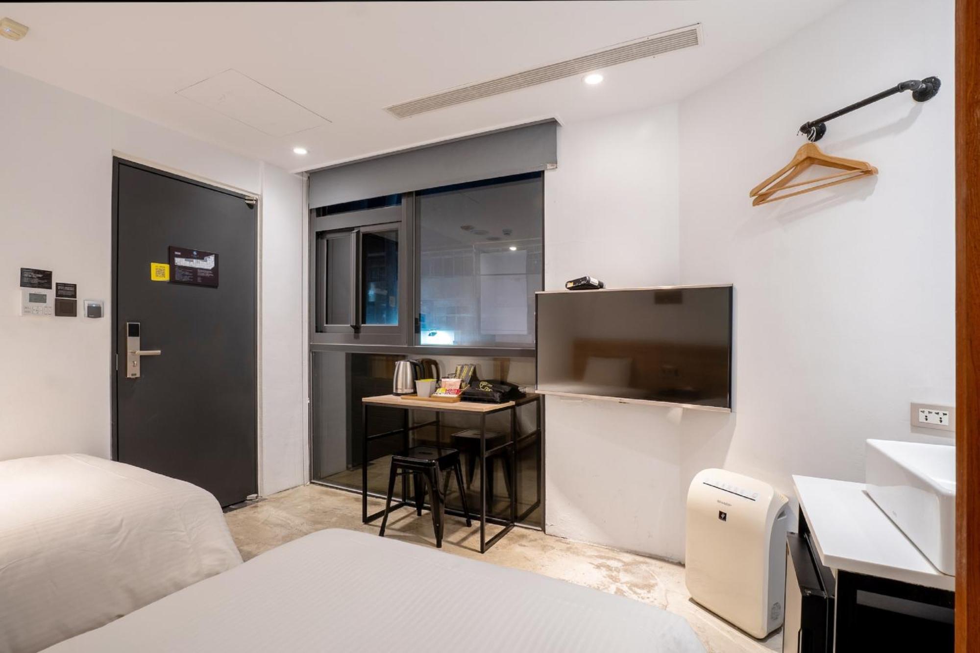 Chase Hotel Taichung Eksteriør billede