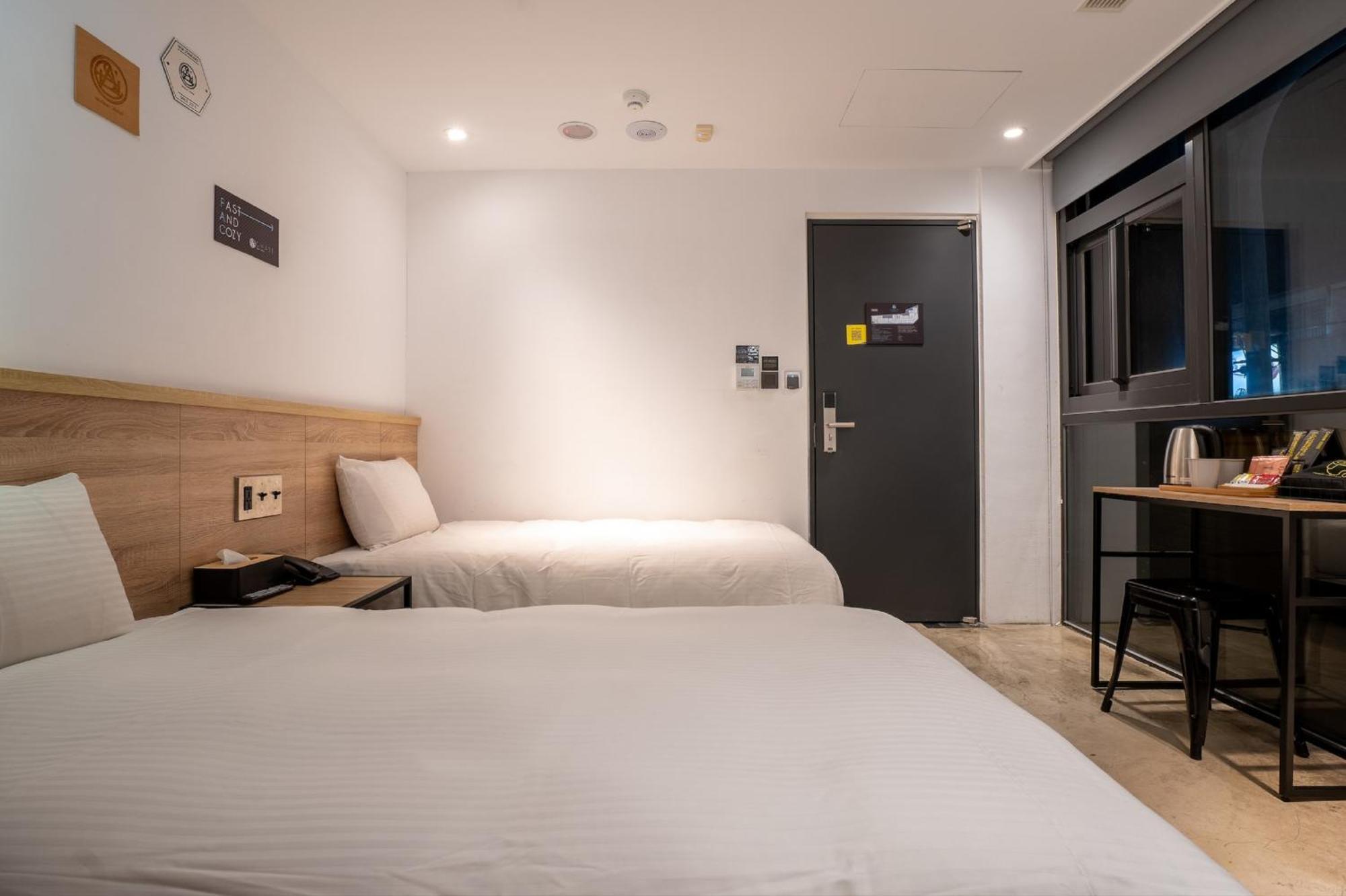 Chase Hotel Taichung Eksteriør billede