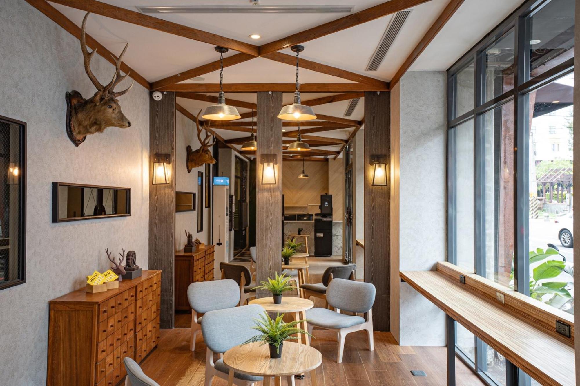Chase Hotel Taichung Eksteriør billede