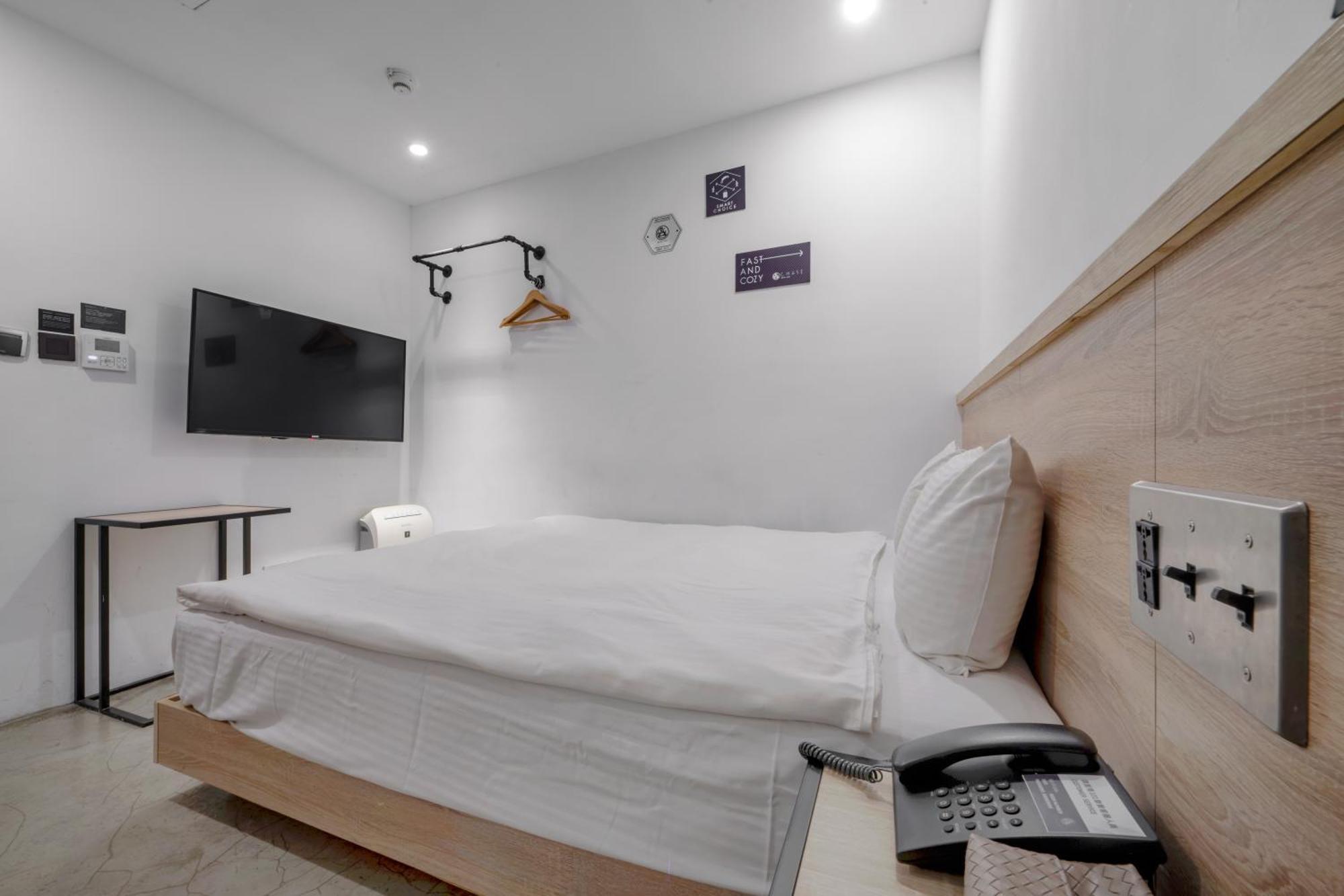 Chase Hotel Taichung Eksteriør billede