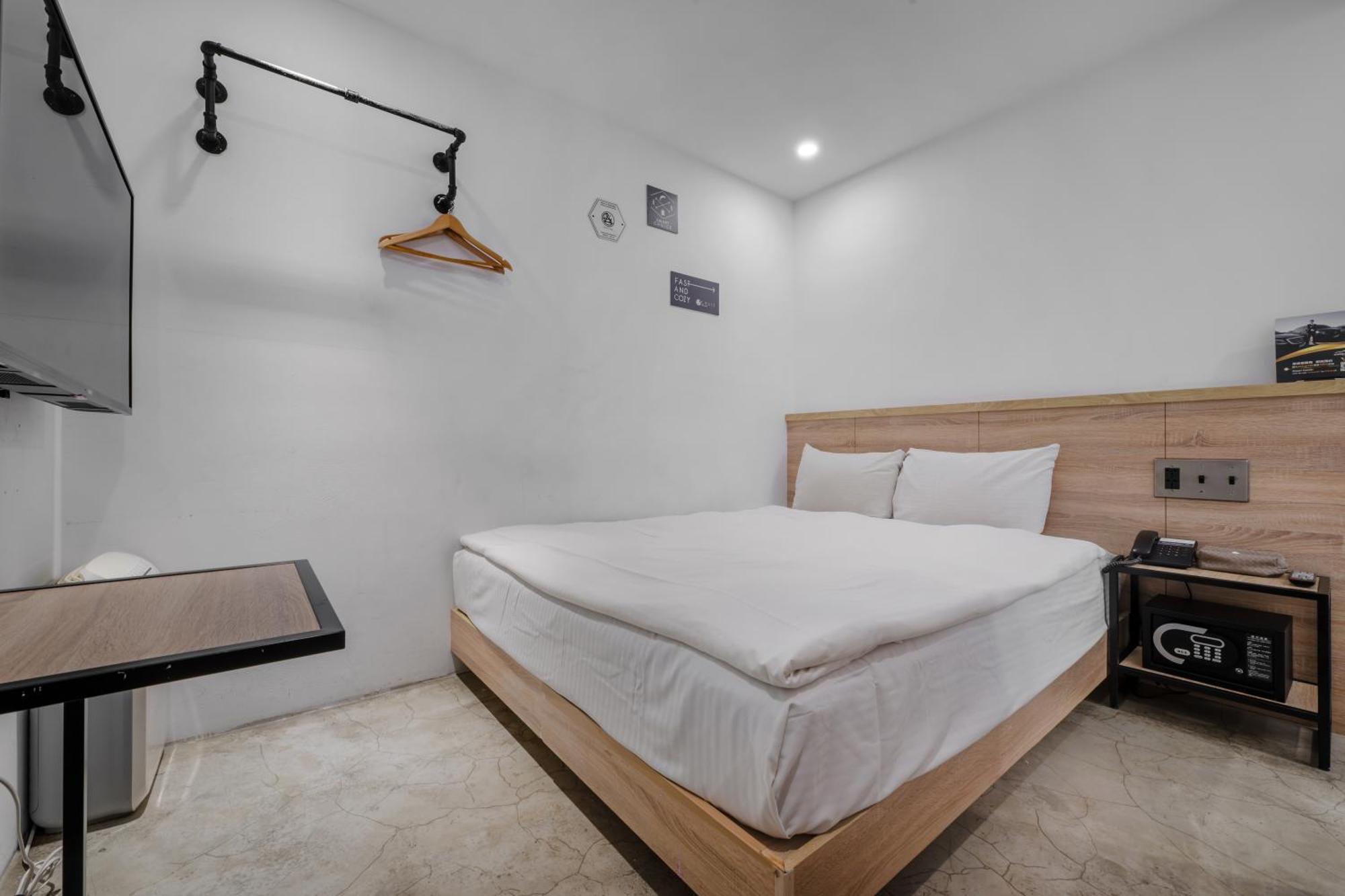 Chase Hotel Taichung Eksteriør billede